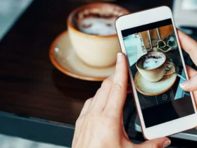 Suasana tenang di pagi hari, menandai awal percakapan sederhana tentang krisis iklim dan masa depan bumi.